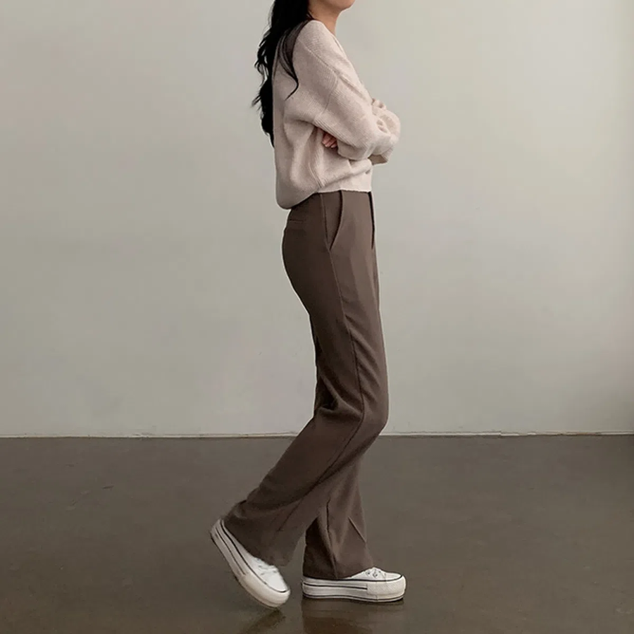 Kedin Two-Button High-Waist Semi Bootcut Slacks