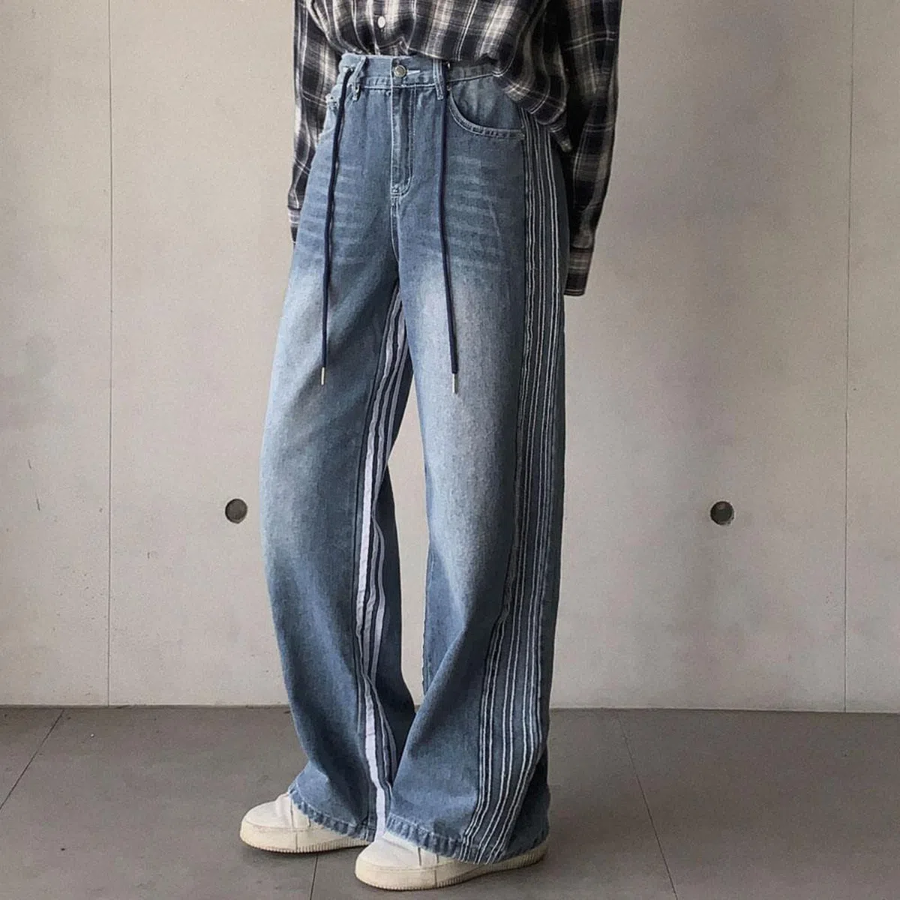 Женские джинсы-треники с широкими штанинами и регулируемым шнурком