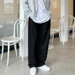 Унисекс джинсы из сырого денима с защипами и контрастной строчкой