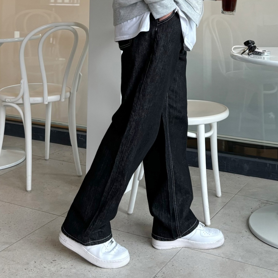 Унисекс джинсы из сырого денима с защипами и контрастной строчкой