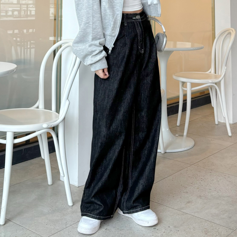 Унисекс джинсы из сырого денима с защипами и контрастной строчкой