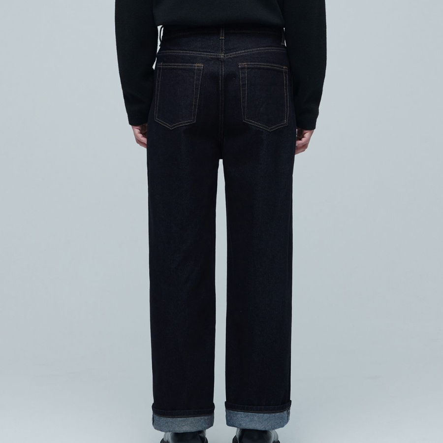 One Tuck Loose Tapered Denim Pants (Deep Indigo)