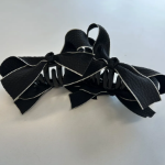 Черная заколка-краб с бантом — стильный аксессуар для элегантной укладки