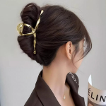 Золотистый