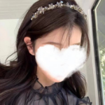 DK Queen диадема — изящный аксессуар с тонкой линией страз