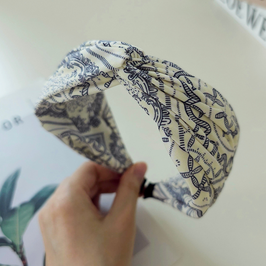 Повязка с узором — скрученная бандана и широкий ободок 2 в 1