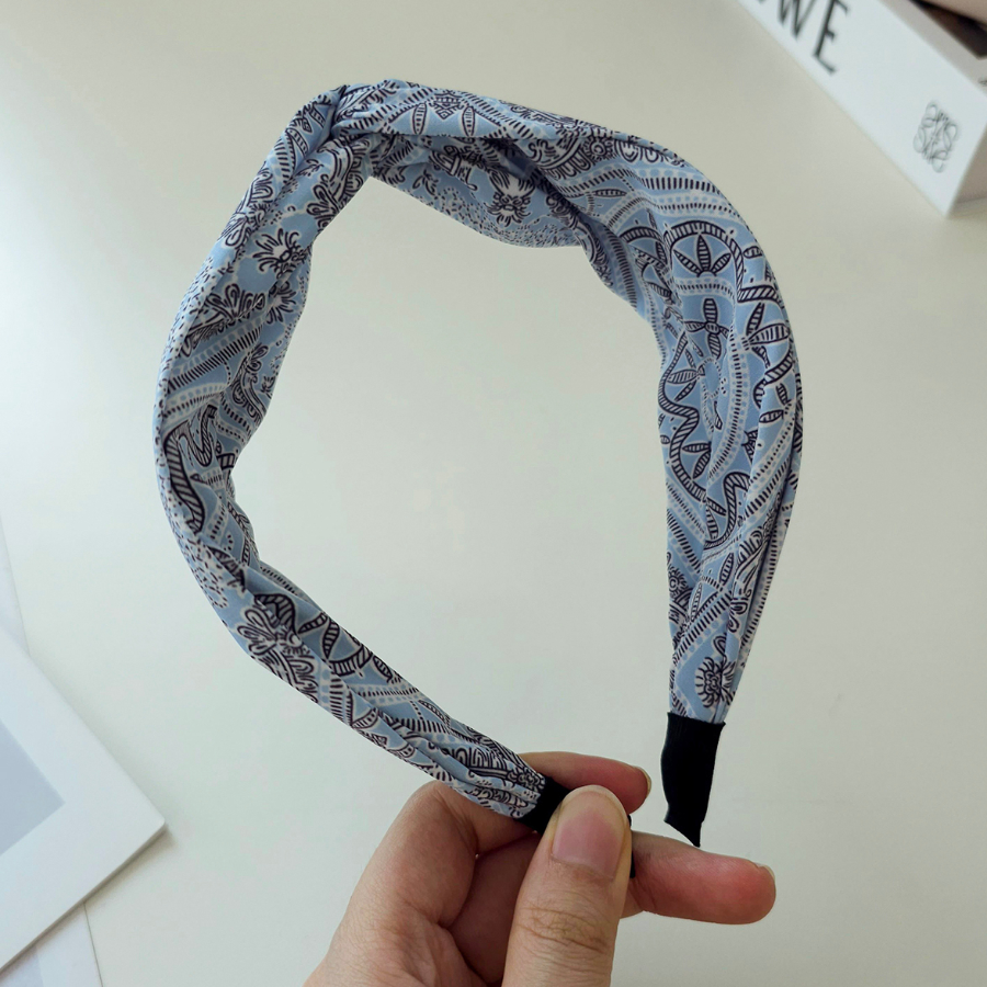Повязка с узором — скрученная бандана и широкий ободок 2 в 1