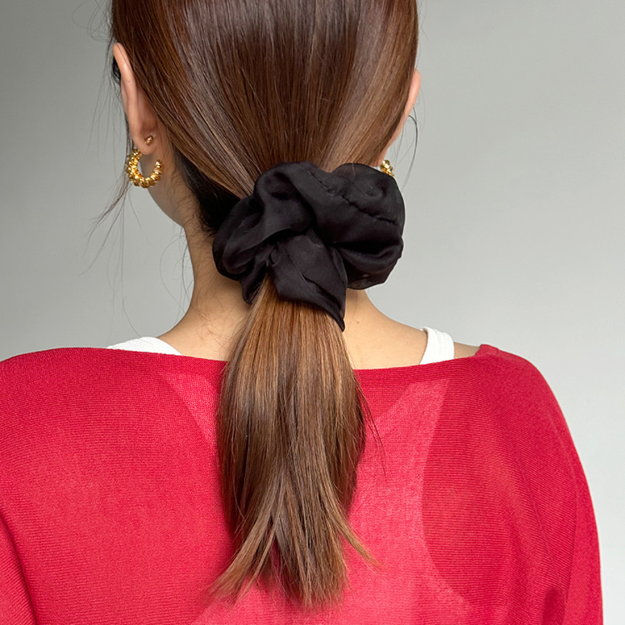 Пышная шифоновая биг-скранчи с эффектом слоистости — воздушная резинка для волос на каждый день