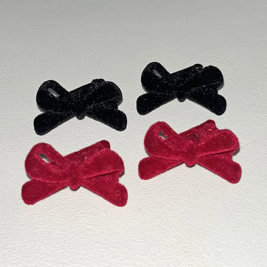 Мини заколки-крабики с бархатными бантиками — элегантный акцент для передних и боковых прядей