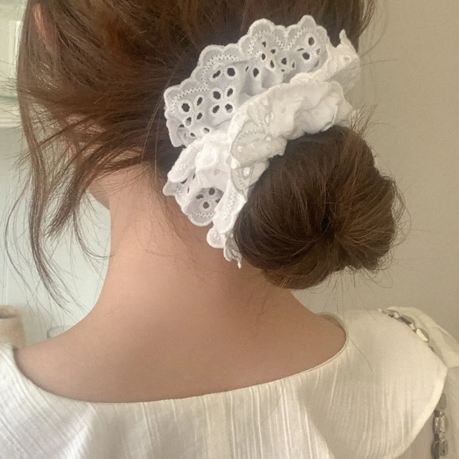 Madre ажурная резинка-шушу — романтичный акцент в прическе