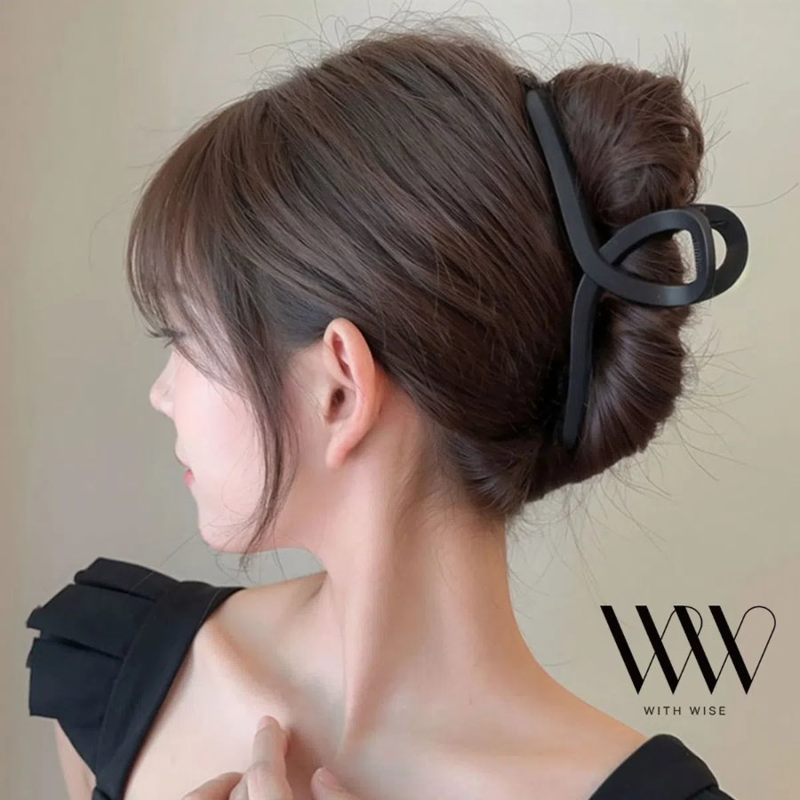 [1+1+1] Withwise ультрабольшая заколка-краб 15 см — матовая, простая, с изящным скрутом (черный, слоновая кость, коричневый)