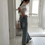 Женские джинсы Pin Curved в светлом дениме с изогнутым кроем