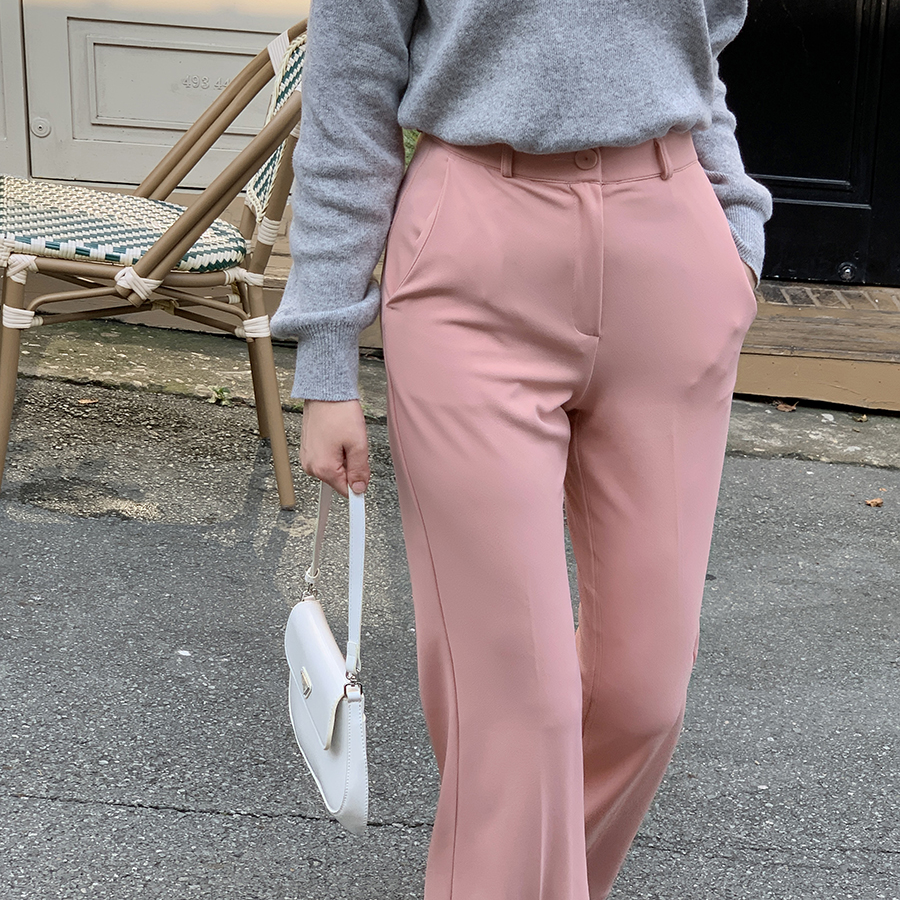 Женские полубуткат брюки с потайной резинкой и защитой от сминания