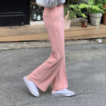 Женские полубуткат брюки с потайной резинкой и защитой от сминания