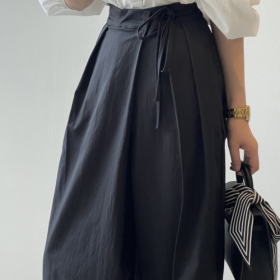 Женские летние широкие брюки в классическом стиле