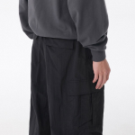 Nylon One-Tuck Parachute Cargo Pants [Black]