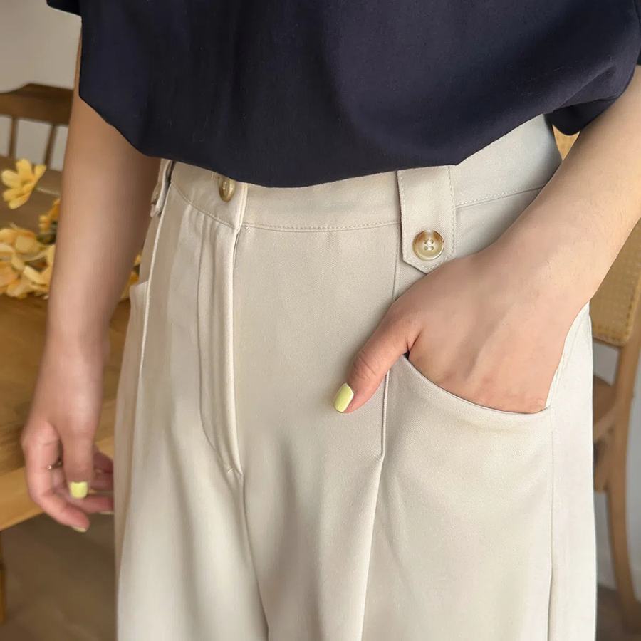 Panton Two-Pintuck Straight Slacks