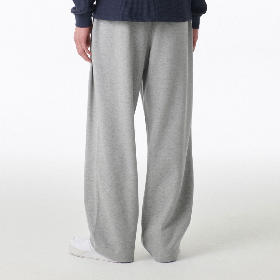 Two-Tuck Wide Lounge Sweat Pants [Medium Grey]