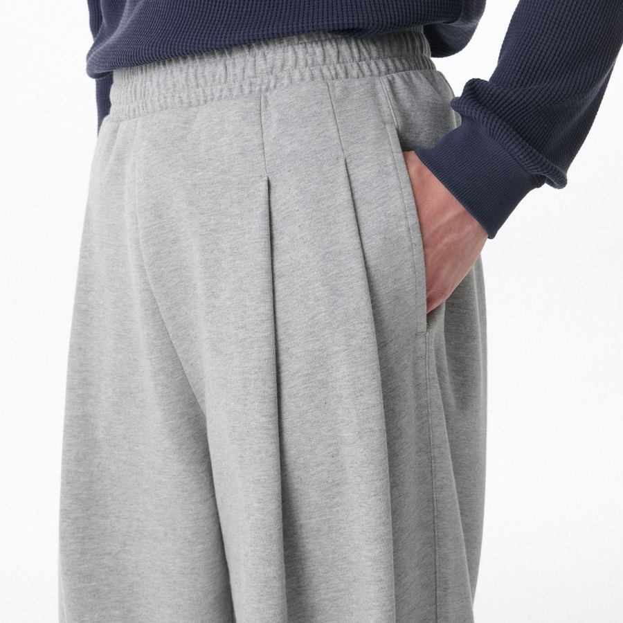 Two-Tuck Wide Lounge Sweat Pants [Medium Grey]