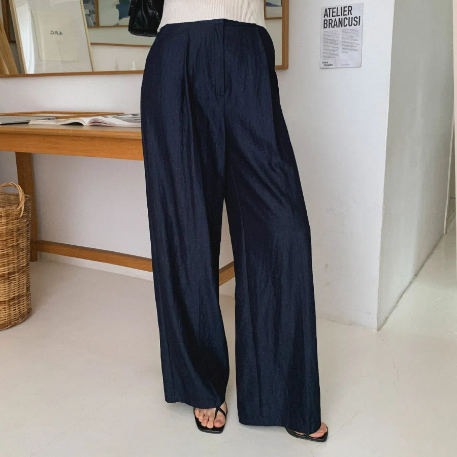 Miyano One-Pintuck Wide Slacks