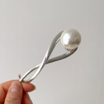 Жемчужный волнистый металлический зажим-краб для волос