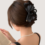 Крупная чёрная заколка-краб с бантом (13 см)