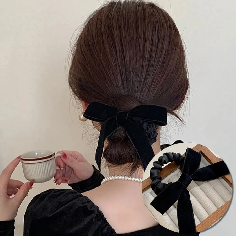 Набор 1+1: бархатные резинки-скранчи с бантом (чёрные)