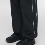 Piping Line Wide Track Pants [Black]