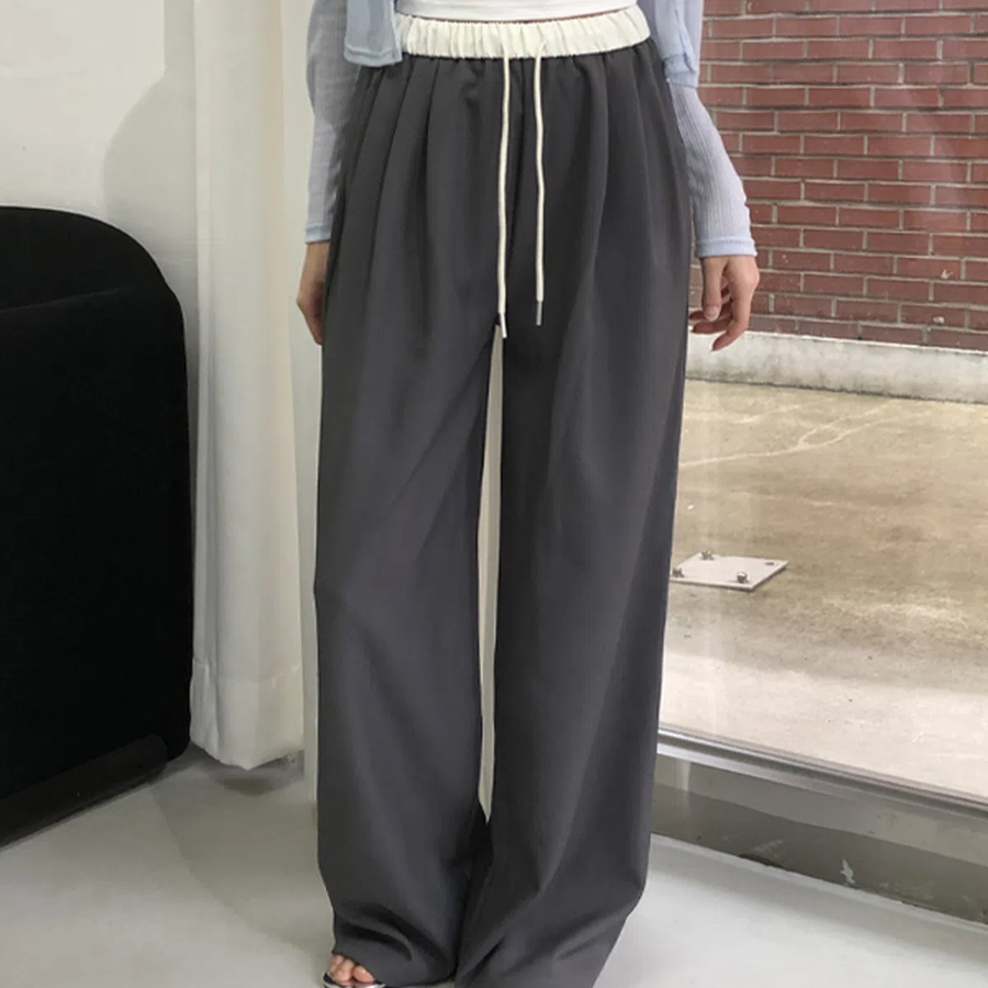 Banded Pintuck Wide Slacks — широкие брюки с эластичным поясом и защипами