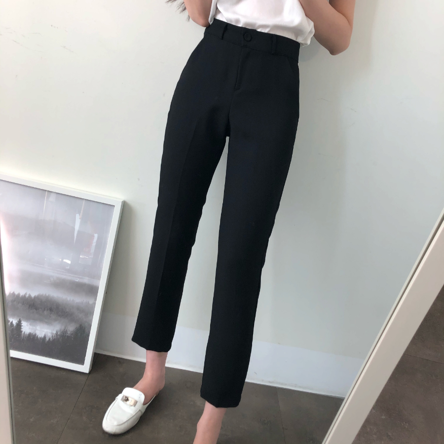 Узкие прямые брюки