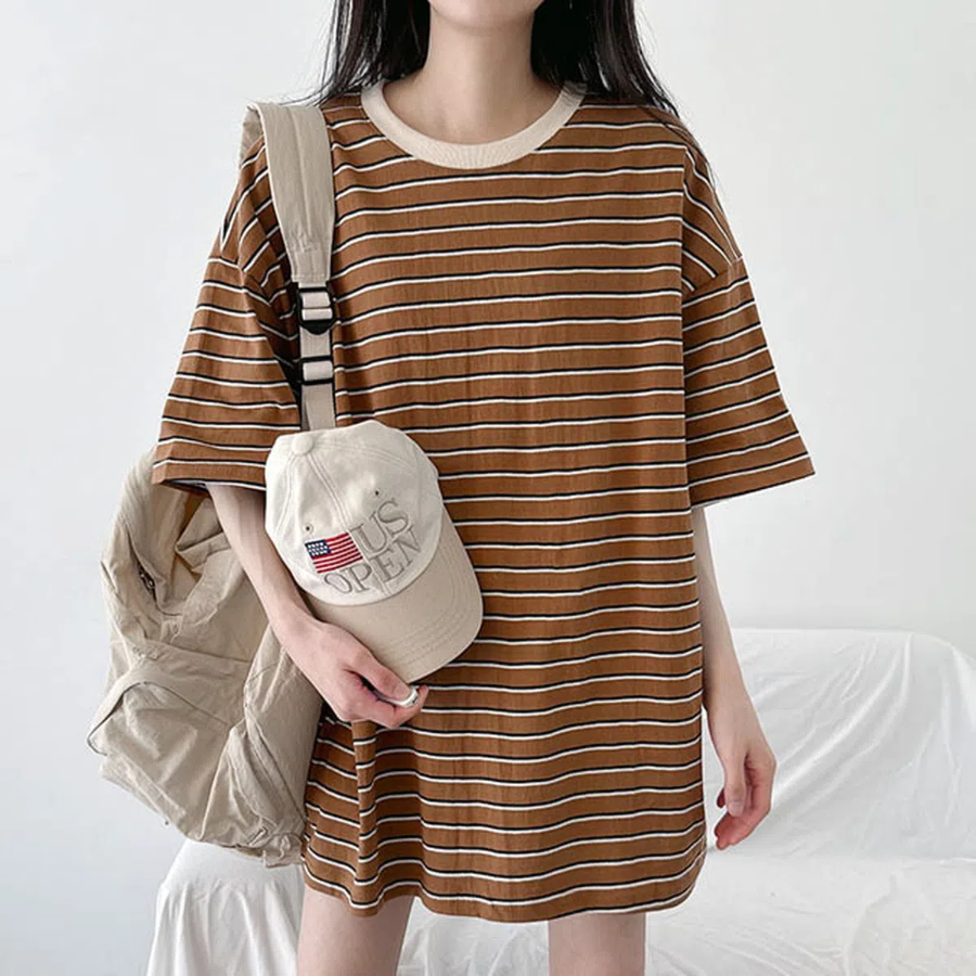 Wangboxy Oversized Color-Block Stripe T-Shirt