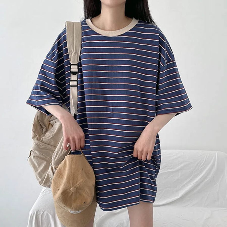 Wangboxy Oversized Color-Block Stripe T-Shirt