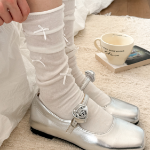 Летние полупрозрачные гольфы "Enjoy" с мини-бантиком — воздушный акцент для стильного образа