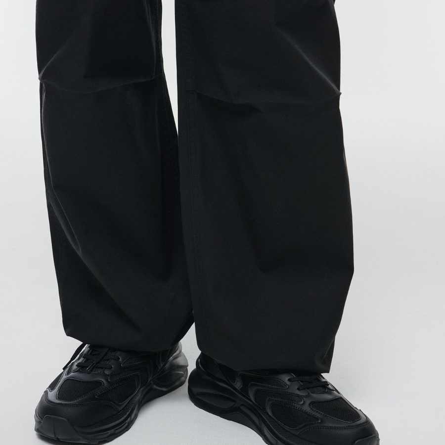 Cotton Parachute Cargo Pants [Black]