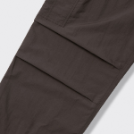 Nylon One-Tuck Parachute Cargo Pants [Brown]
