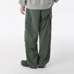 Nylon One-Tuck Parachute Cargo Pants [Khaki]