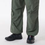 Nylon One-Tuck Parachute Cargo Pants [Khaki]
