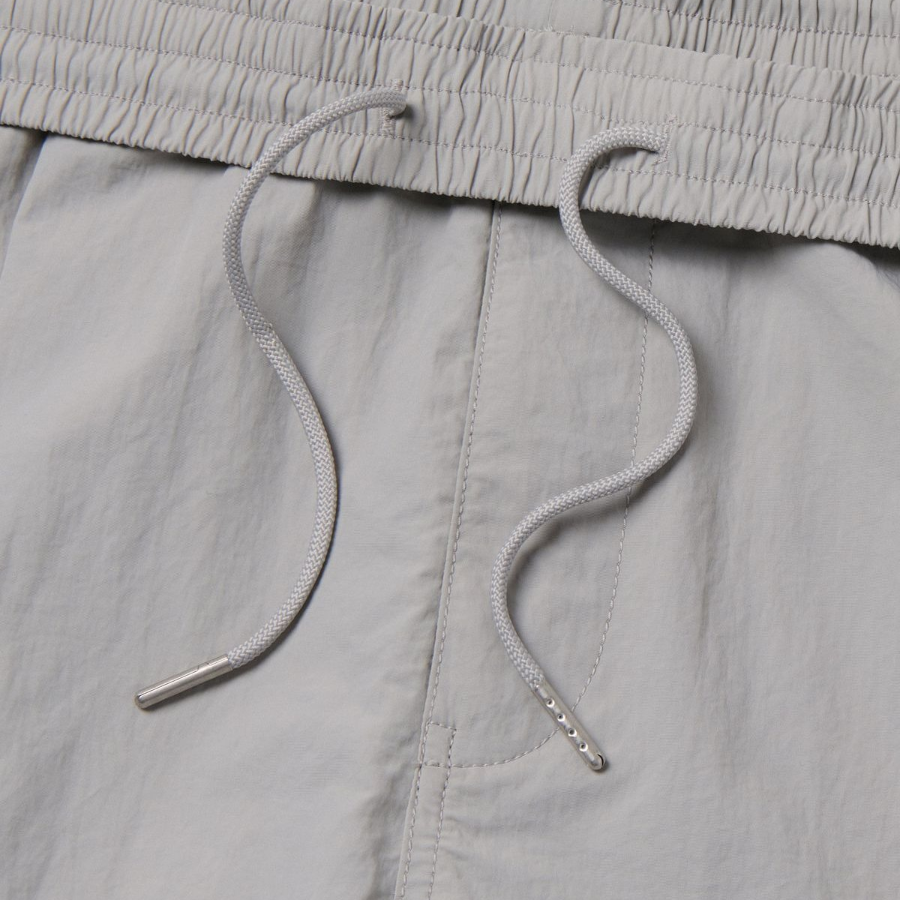 Nylon One-Tuck Parachute Cargo Pants [Light Grey]