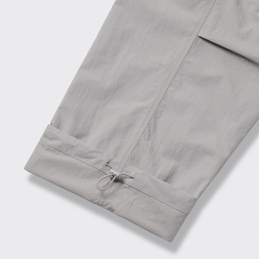 Nylon One-Tuck Parachute Cargo Pants [Light Grey]