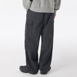 Nylon One-Tuck Parachute Cargo Pants [Dark Grey]