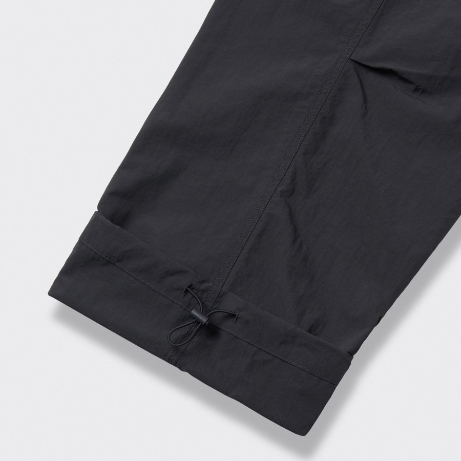 Nylon One-Tuck Parachute Cargo Pants [Dark Grey]