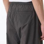 Nylon Crease One-Tuck Wide Banding Pants [Gunmetal]