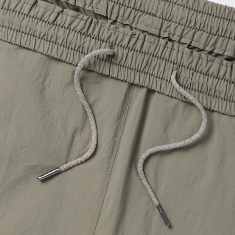 Nylon Crease One-Tuck Wide Banding Pants [Dusty Khaki]