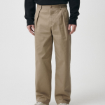 Reverse One Tuck Regular Fit Chino Pants [Beige]