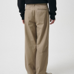 Reverse One Tuck Regular Fit Chino Pants [Beige]