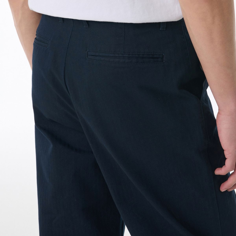 Cotton Herringbone Tapered Pants [Navy]