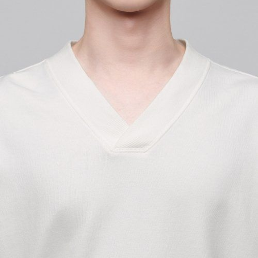 Musinsa Standard Oversized V-Neck Sweatshirt – Cream