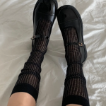 Полупрозрачные гольфы в полоску в стиле баллекор — утончённость и лёгкость в каждой детали