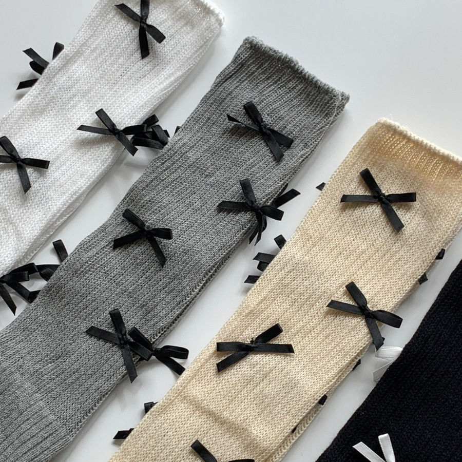 Гольфы с бантом в стиле баллекор — нежность и элегантность в одном аксессуаре