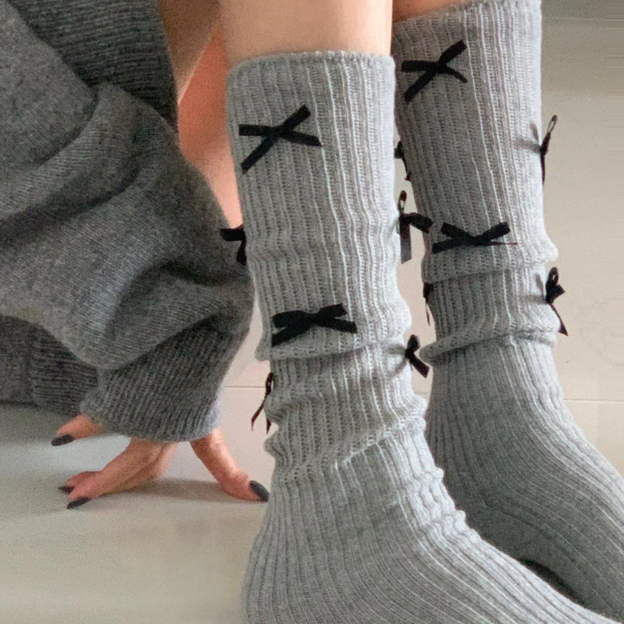 Гольфы с бантом в стиле баллекор — нежность и элегантность в одном аксессуаре